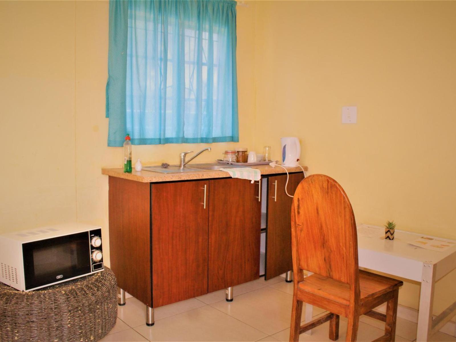 P Wake Guesthouse Opuwo Стая снимка